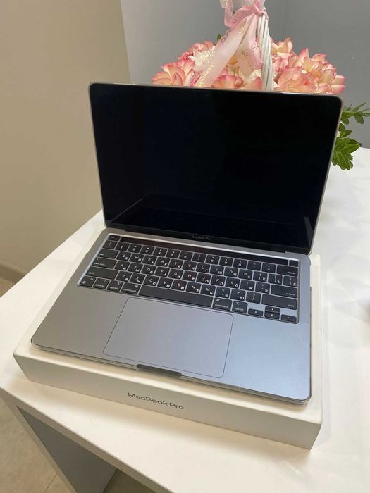 Macbook Pro 13 M2 2022 года