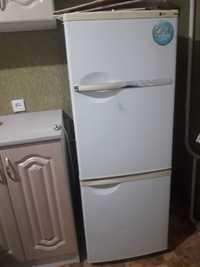 холодильник LG 25000 тнг