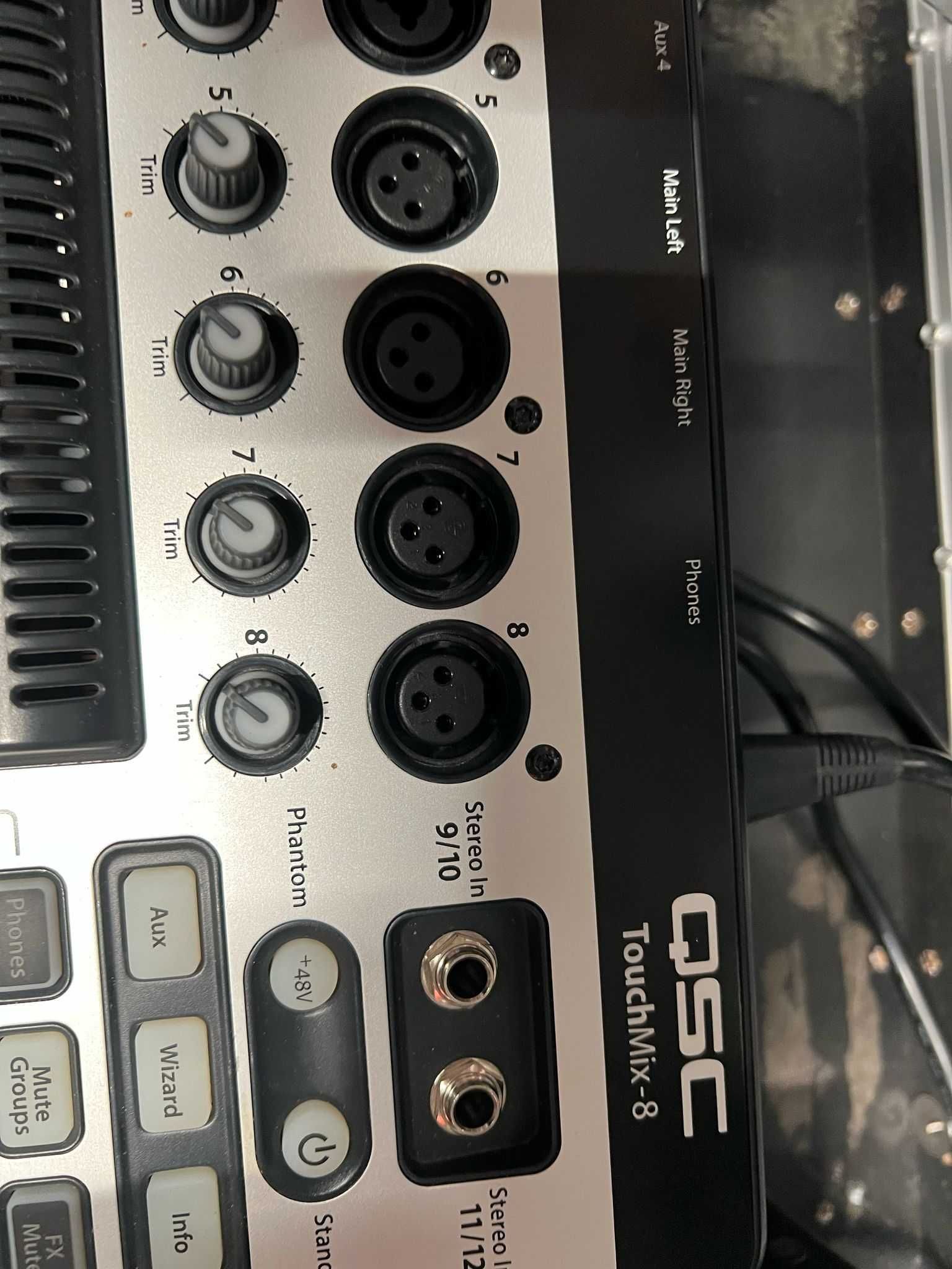 TouchMix 8 + cu case inclus