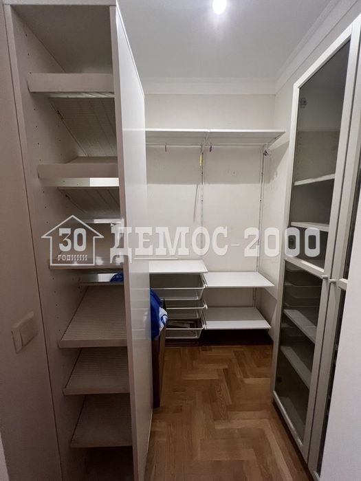 Напълно завършен апартамент в кв.Бриз с ПАРКОМЯСТО