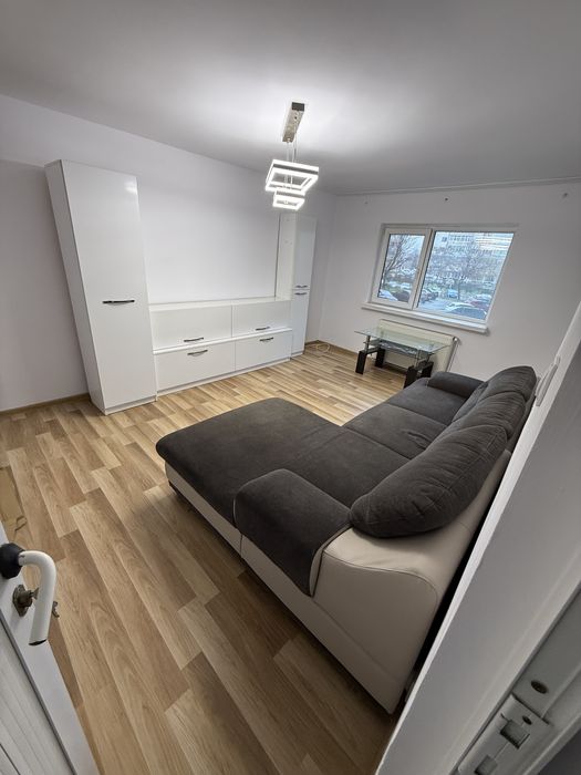 Apartament 3 camere,confort 1,decomandat