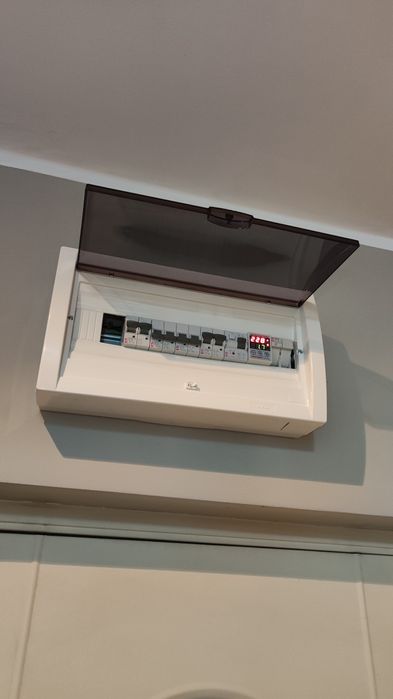 Electrician autorizat