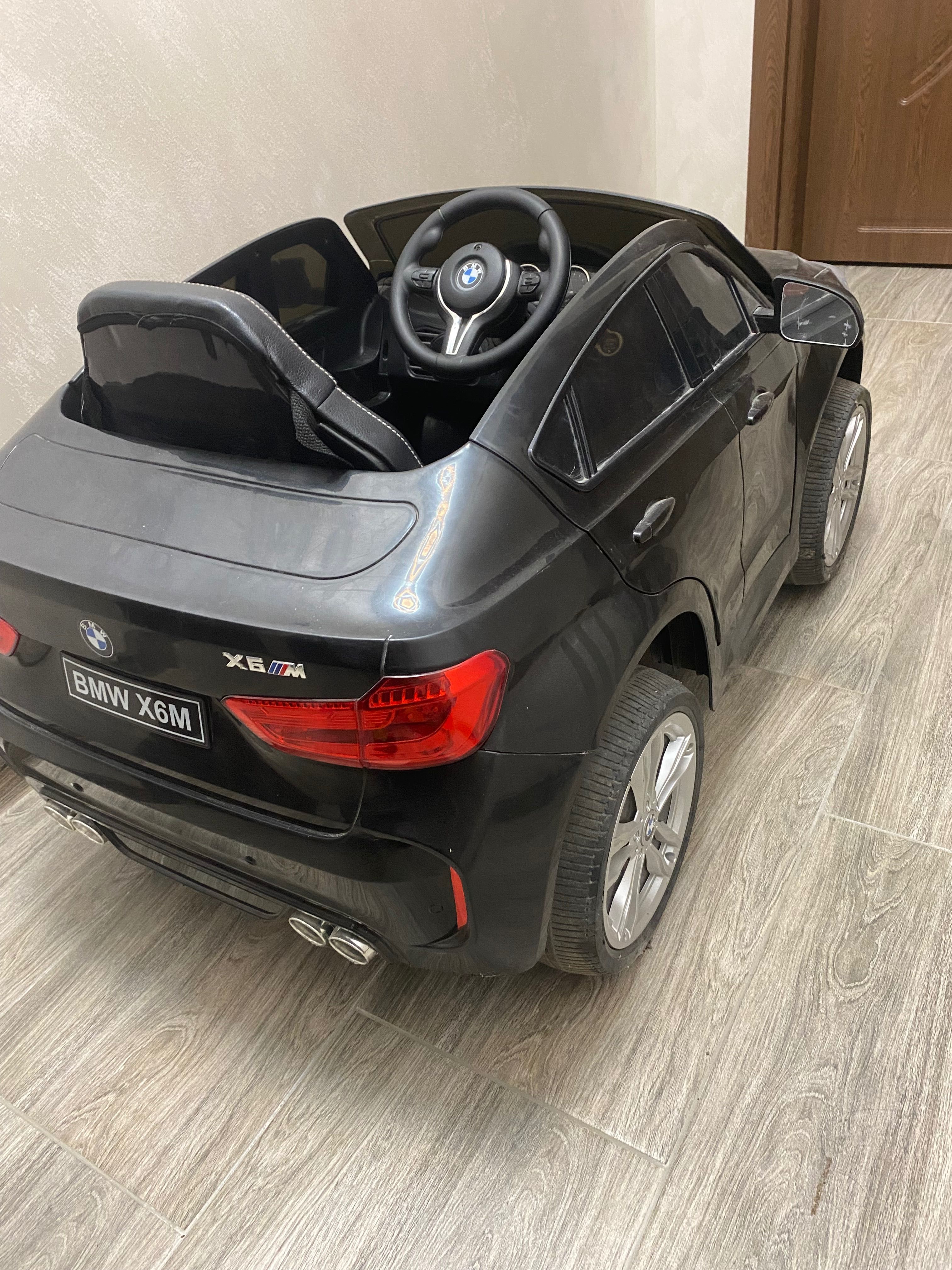 BMW X6M акумулаторна