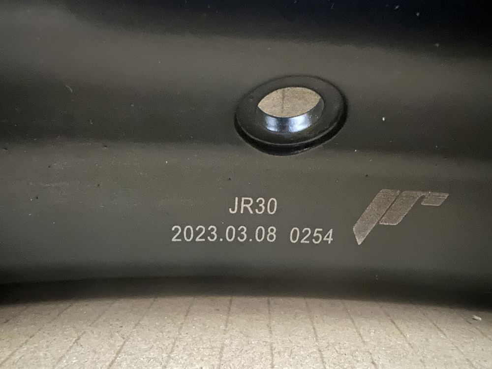 Продавам джанти 21 Japan Racing JR30