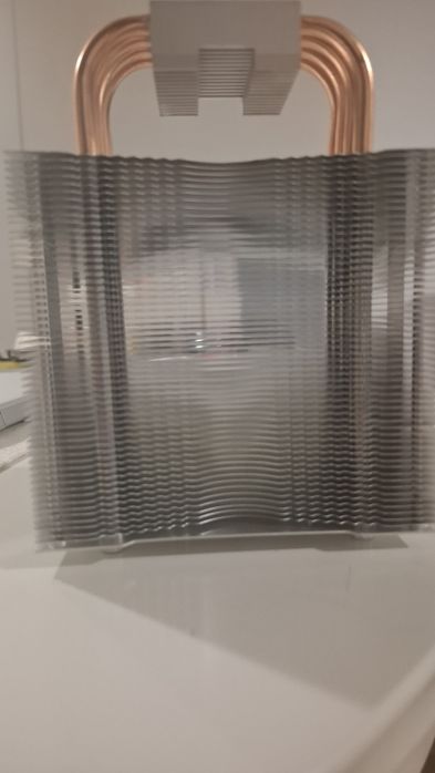 Radiator cpu be quiet 8 țevi fara pasta termoconductoare