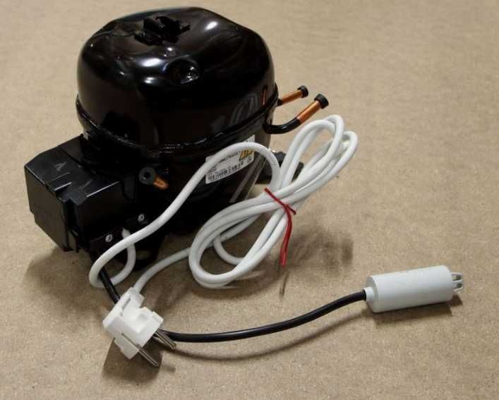 Compresor frigider AZ100CY1B , R600 - Nou , motor combina