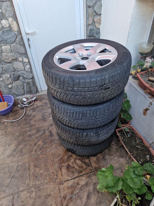 Гуми с джанти 17