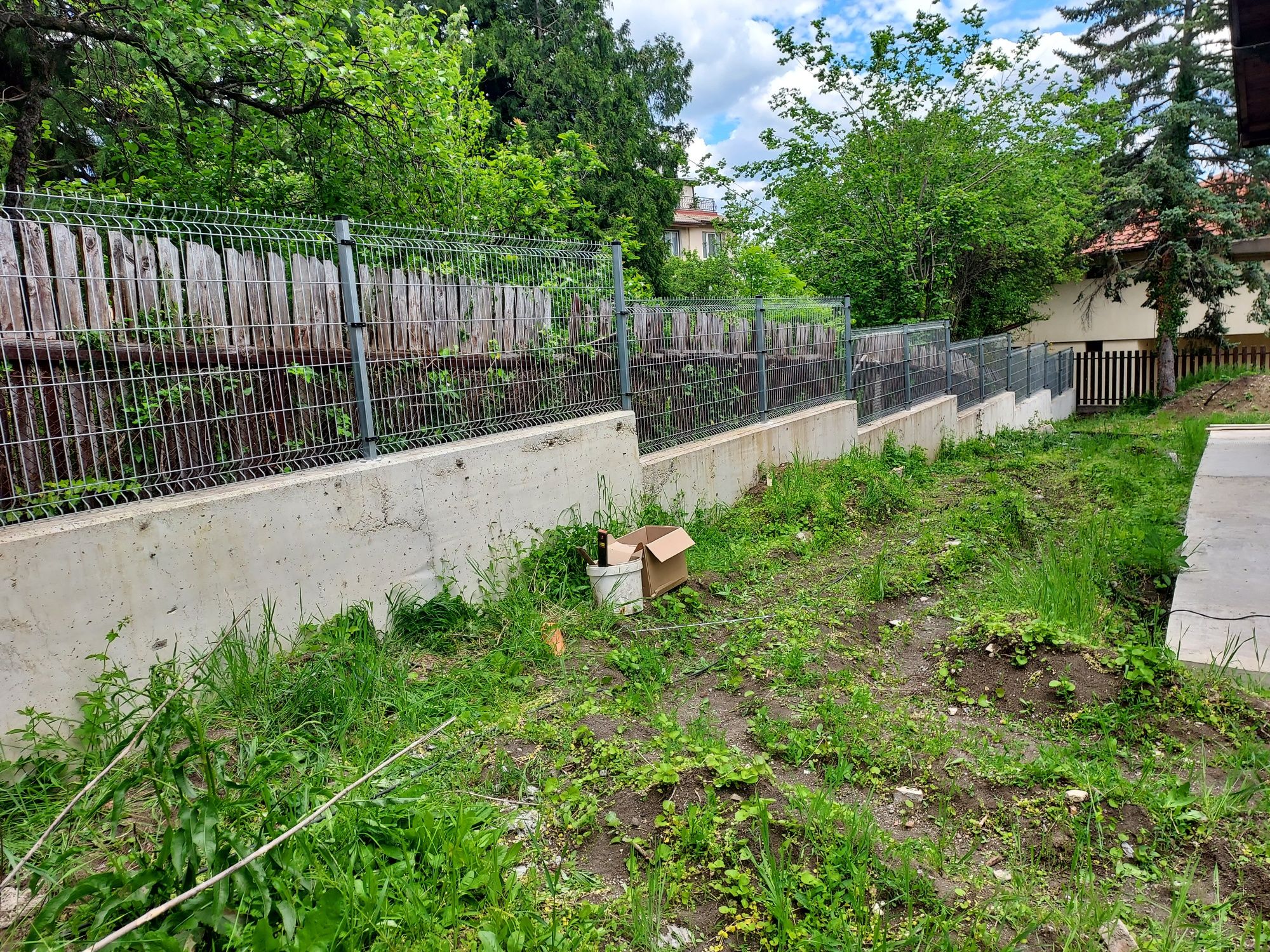 Оградни пана монтаж