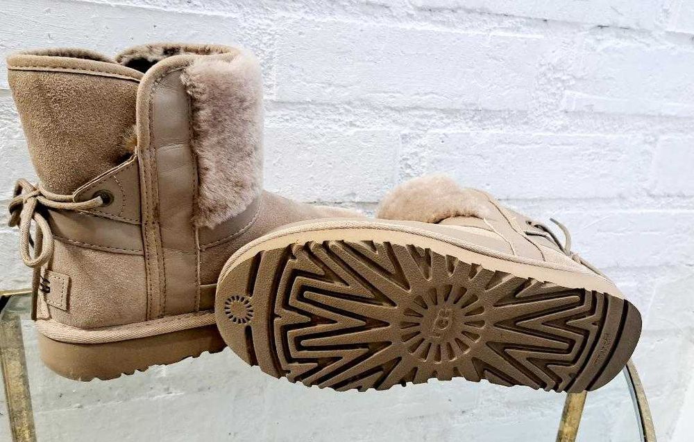 Ghete UGG, 36, noi fara eticheta