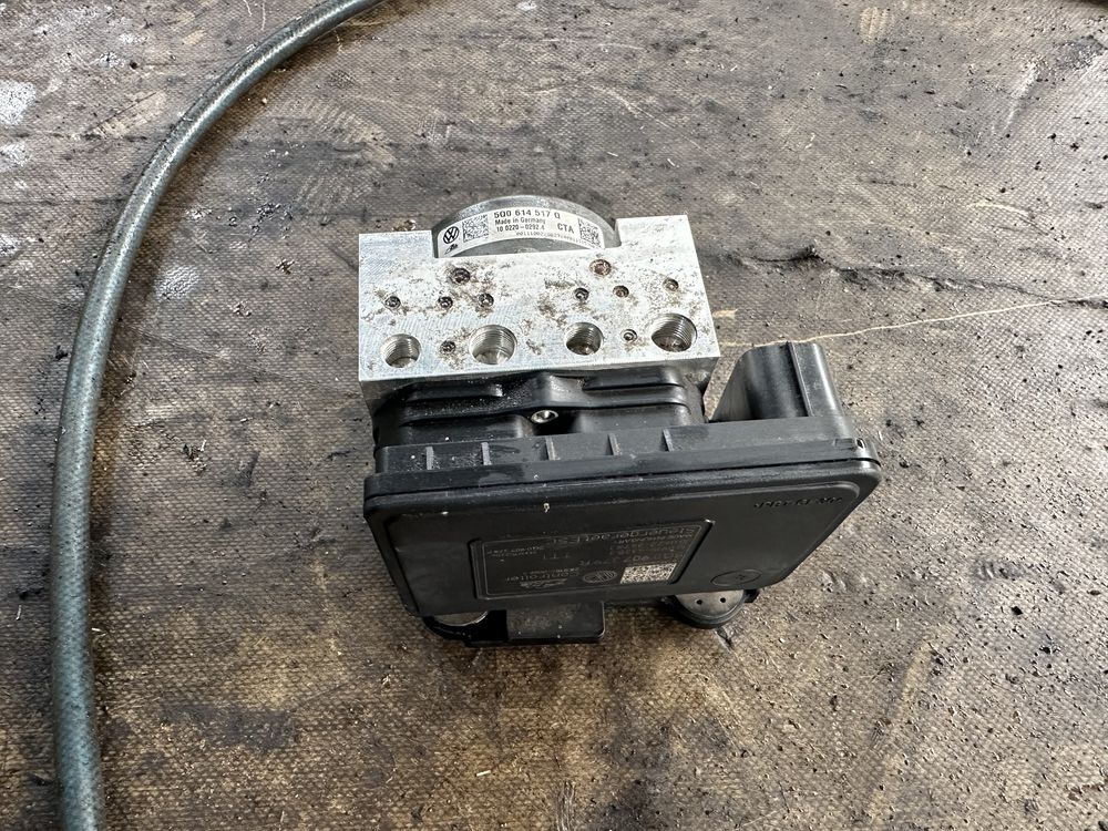 5Q0 614 517 Q/ 5Q0 907 379 R - ABS -VW,Seat,Skoda,Audi след 2012г.!