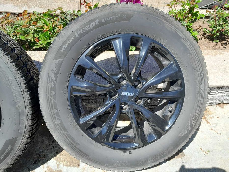 Продавам лети джанти с гуми за Мазда СХ5