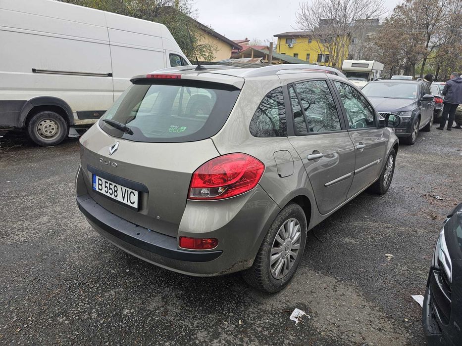 RENAULT CLIO, AN 2012,  1.5DCI, 90CP, MANUALA, 151000KM