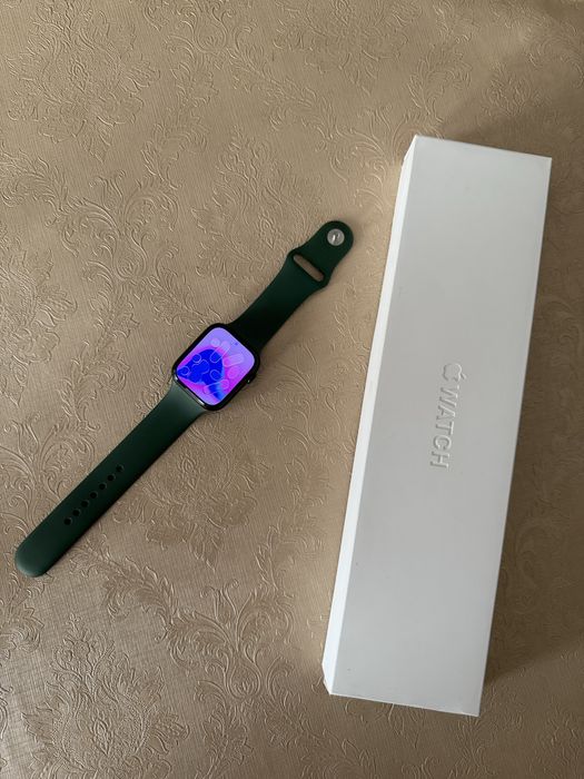 Apple watch siries 7 45mm green edition