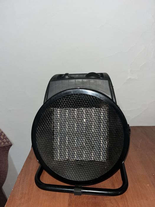 Тепло Обогреватель