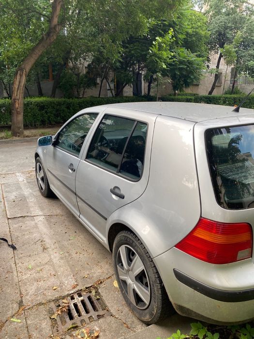 Volkswagen golf 4 2002