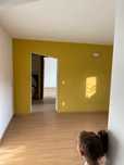 Apartament 3 camere semidecomandat e etaj 1