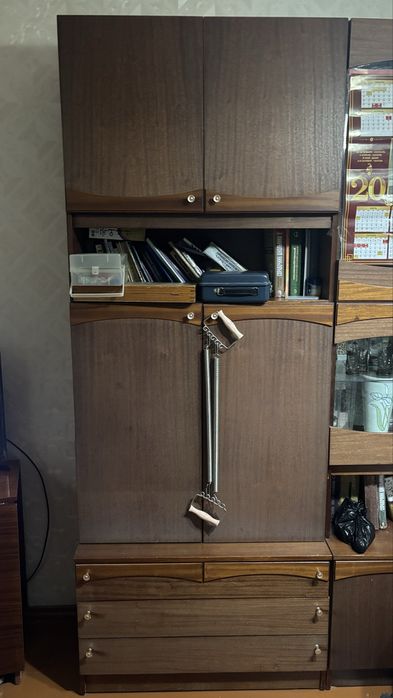 Продам старую мебель