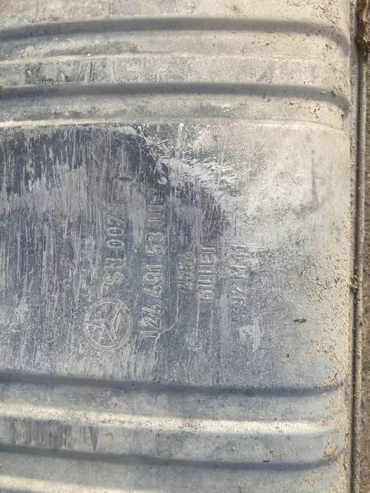 Глушители в хорошем состоянии от мерседес бенц