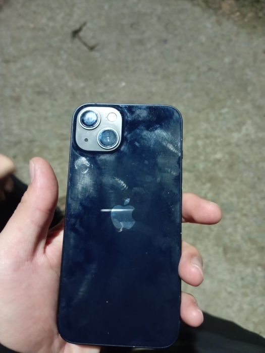 Продам iphone 13