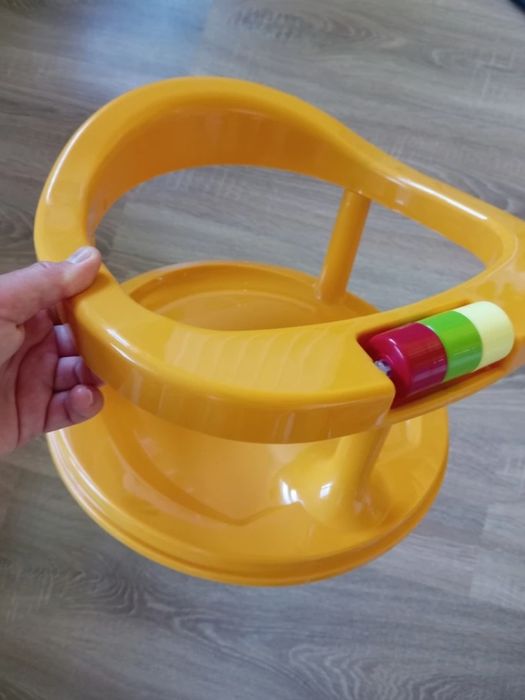 Детский стульчик для купания