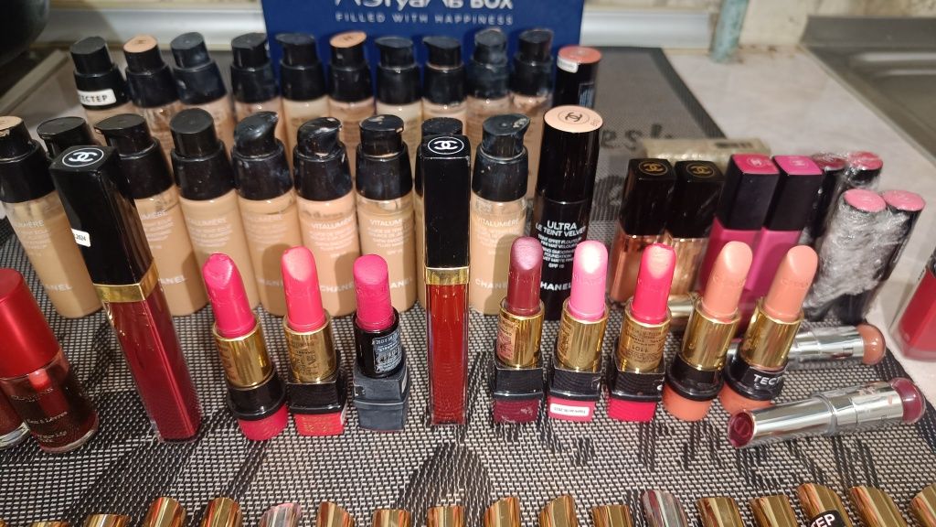 Косметика CHANEL Оригинал