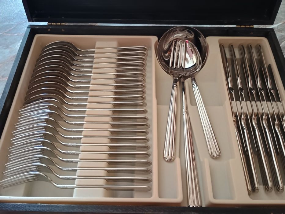 Vand set tacamuri Inox 75 piese Abert Italy