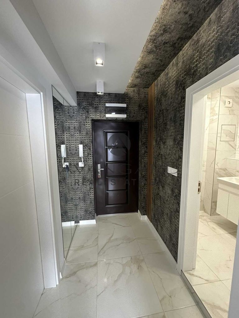 Продава се Двустаен апартамент в Пловдив, Кючук Париж - 72 кв.м за 1917 €/кв.м - Снимка #9