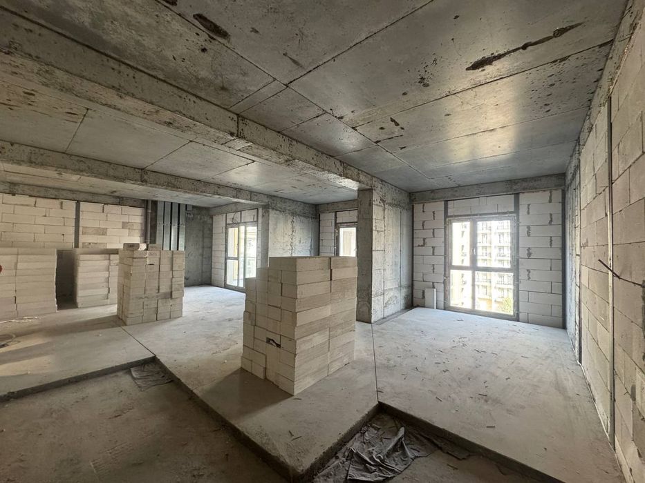 Срочно продаётся квартира самом элитный ЖК Мирабад Авеню