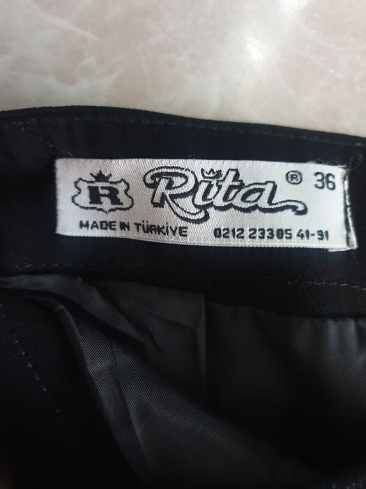 Черная юбка в школу