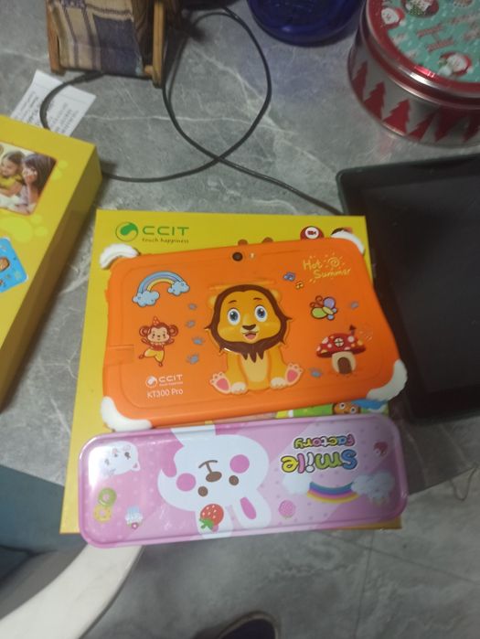 Планшет детский почти новый...