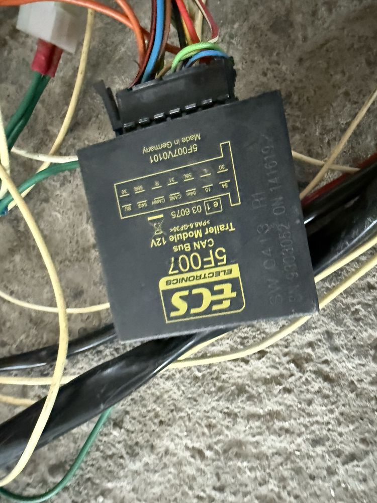 Теглич за бмв е90 е91