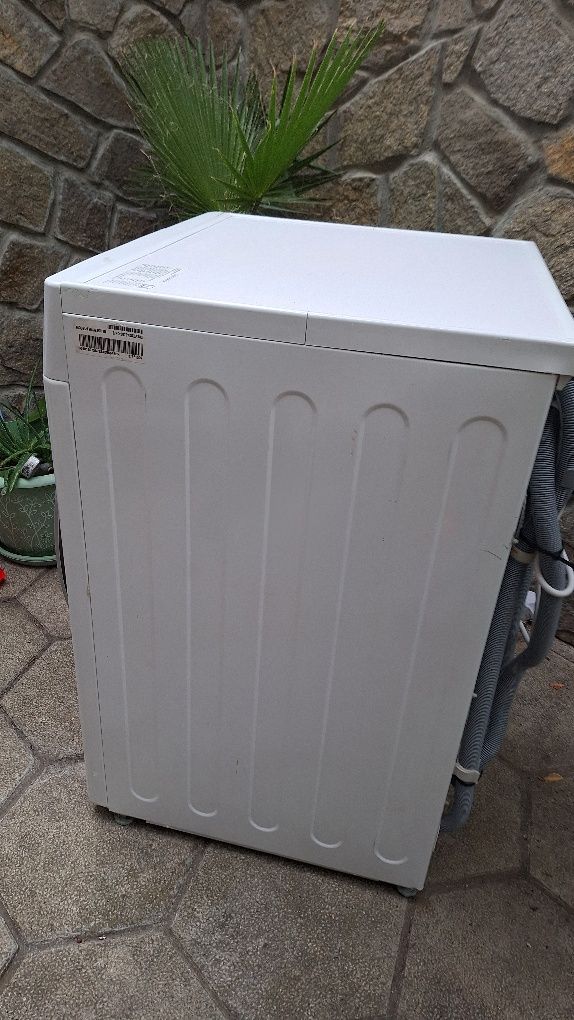 LG пералня със сушилня 2в1 – 8/5 кг, Inverter Direct Drive, TrueSteam