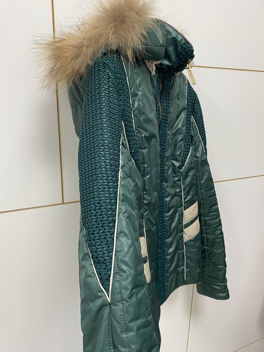 Яке Alessa с качулка с косъм