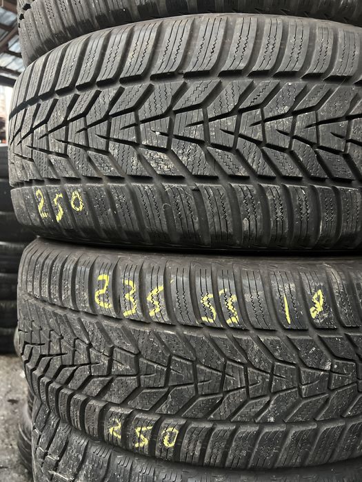 235 55 18 Hankook Winter I*cept evo3 / Vulcanizare Non Stop