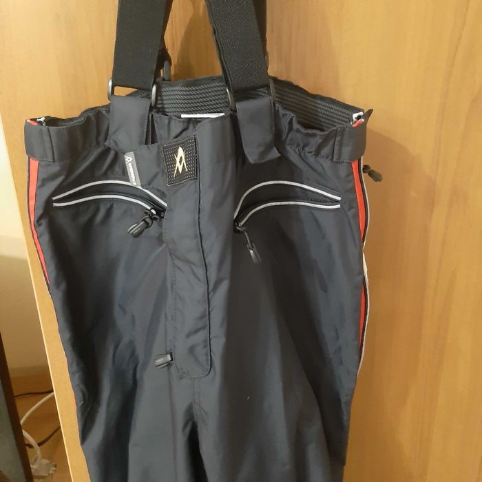 Гащеризон с подплата за ски,туризъм и риболов