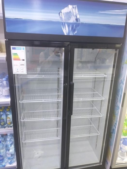 Холодильник для магазина