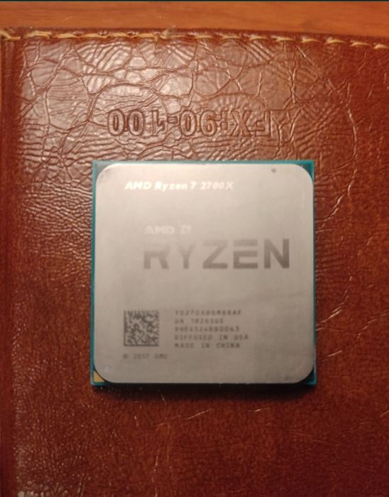 Процессор Ryzen 7 2700x
