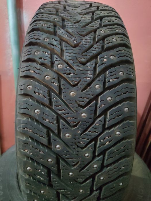 Комплект зимних шин  размер 195/65/15