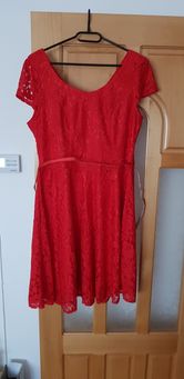 Rochie rosie in stare foarte buna.