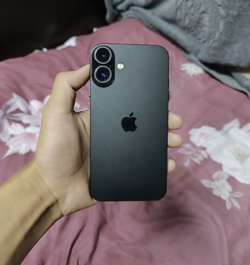 Iphone XR 128Г. корпус 16 напишите на ватсап