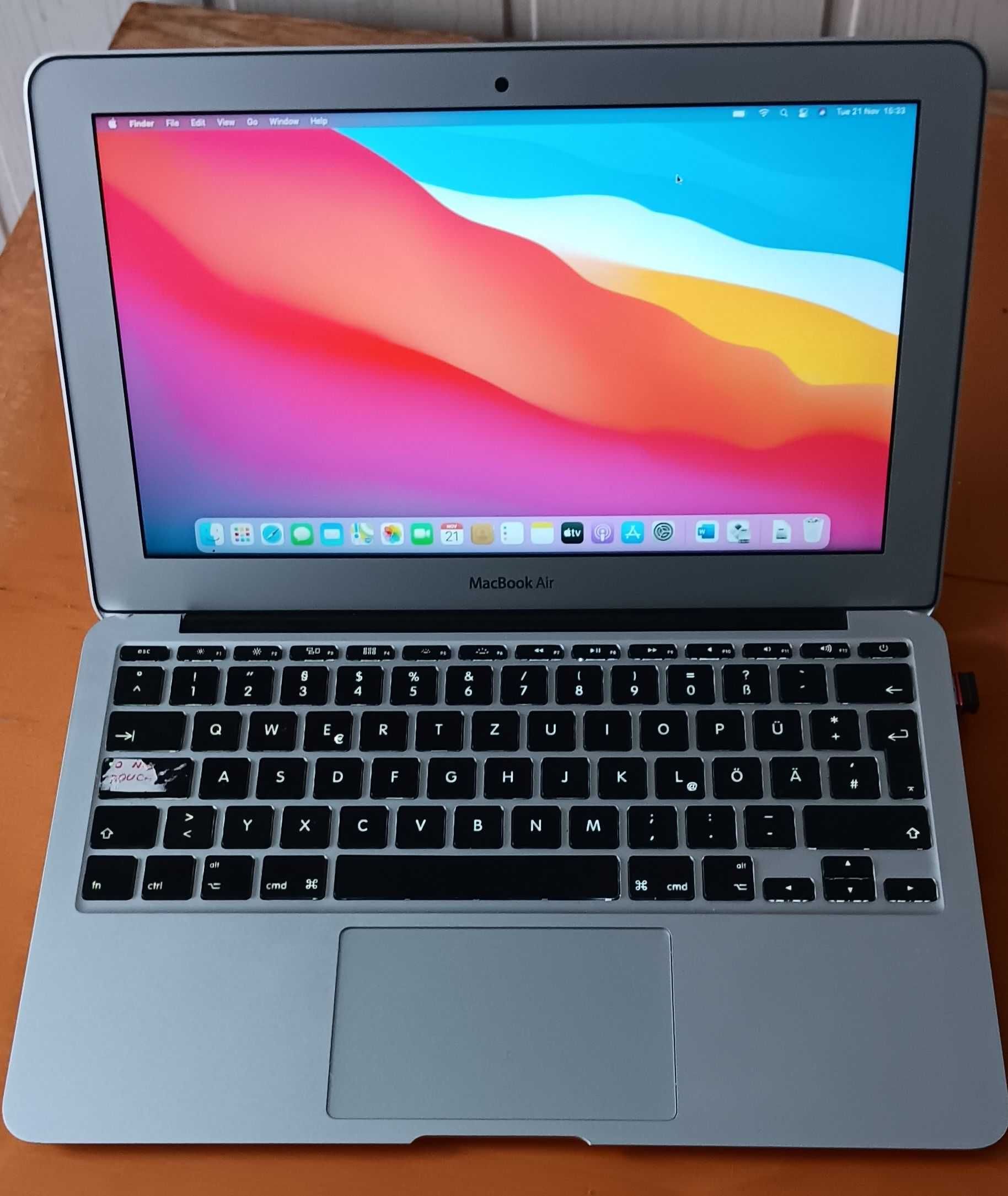 MacBook Air A1465