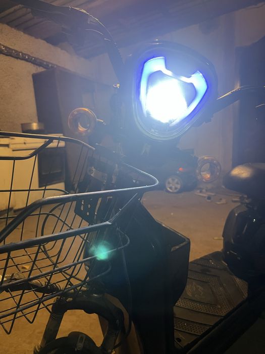 Продаётся скутер писать в Лс