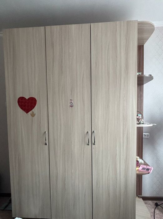 Продам шкаф б/у в хорошем состоянии