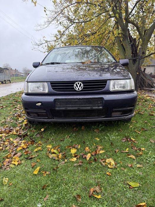 W polo 1.6 75 hp 1995g. на части може и цял за части