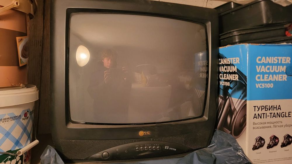 Телевизор LG ретро