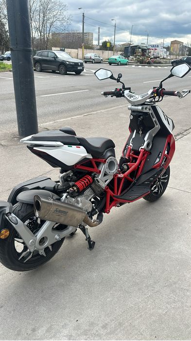 Scuter Italjet 125