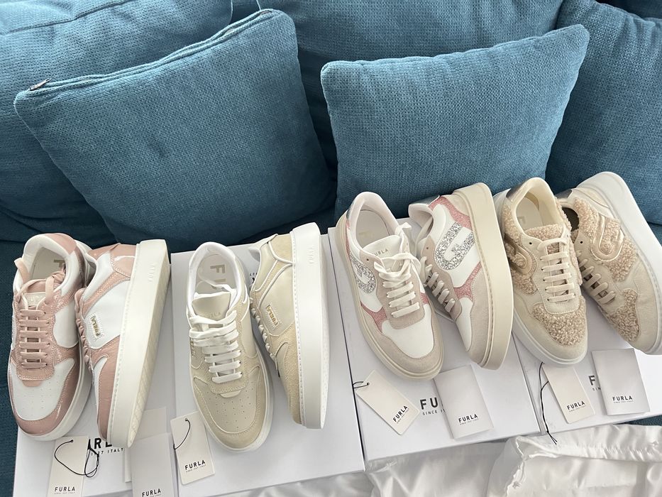 Furla Sport в няколко модела! 100% оригинал,с етикети,всичко от до !