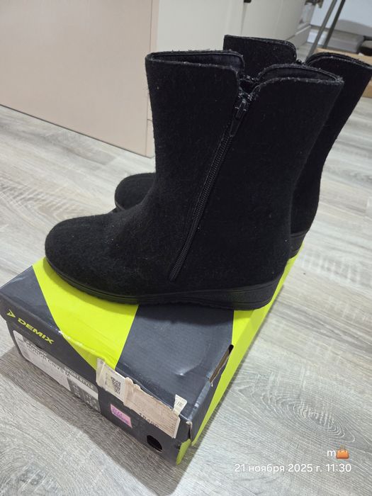 Зимняя теплая обувь,  валенки женские