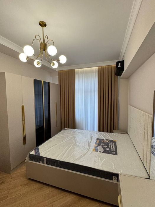 Продаётся м. Горького 3 комнатная квартира 
в Новостройке