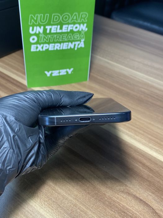 iPhone 16 Pro Max / 256 GB /  Sănătate baterie 94% / Foarte bun